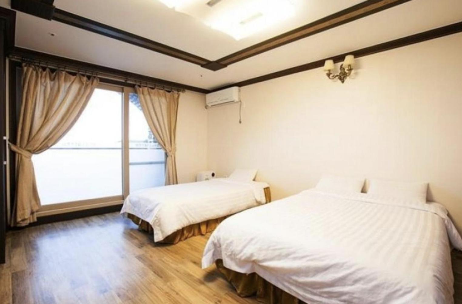 סאוגוויפו Jeju Ts Youth Hostel & Resort מראה חיצוני תמונה